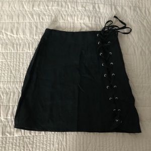 NWT Honey Punch lace up mini skirt